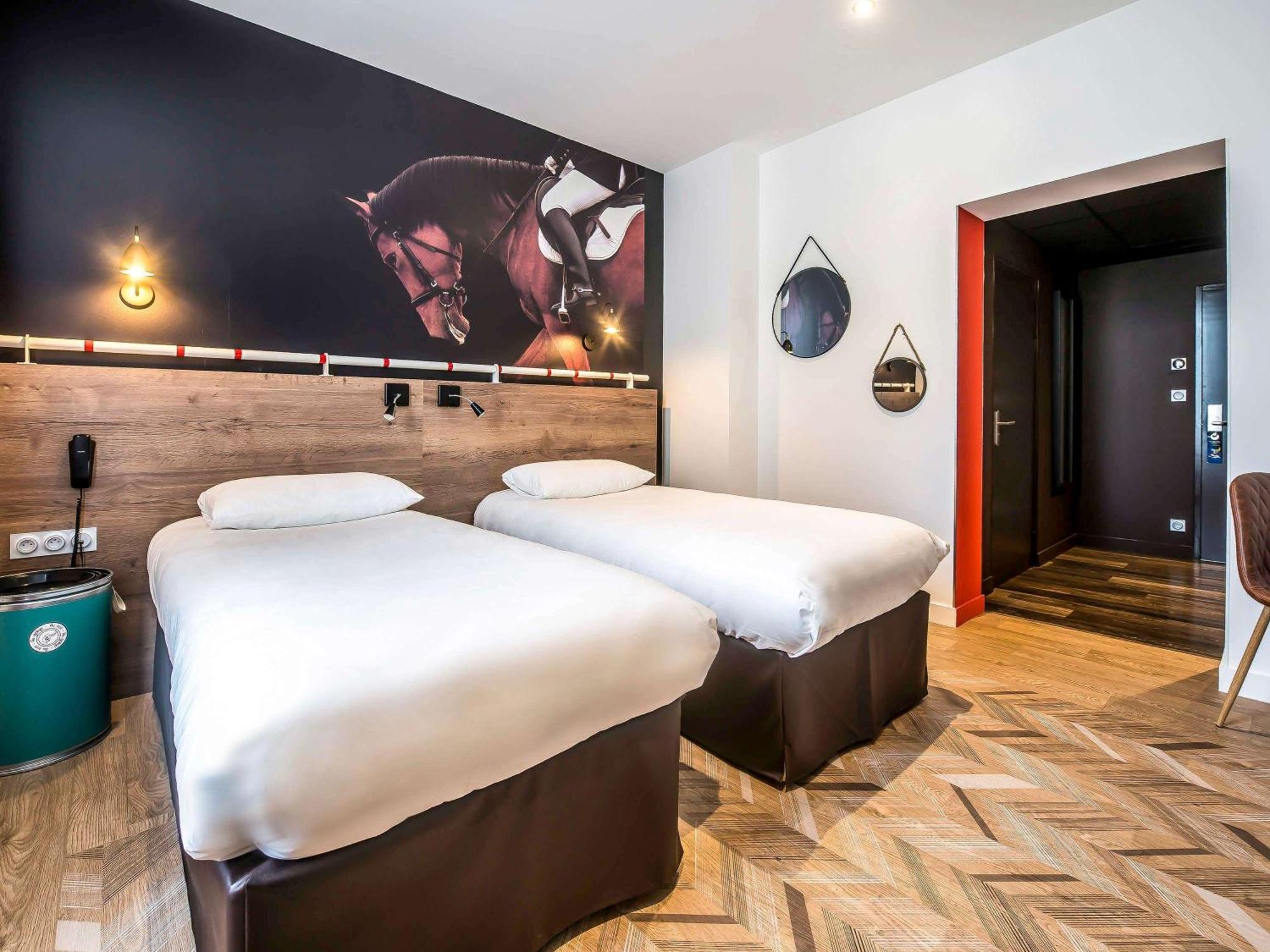 Отель Ibis Styles Saumur Gare Centre Экстерьер фото