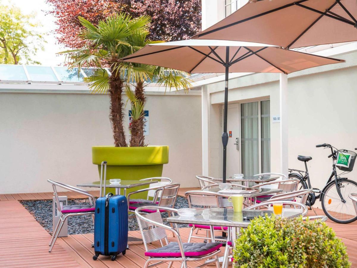 Отель Ibis Styles Saumur Gare Centre Экстерьер фото